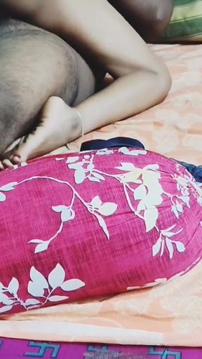 Spectacular moment from "Village boudi romance"