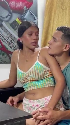 Amateur sex with my rich stepsister while we are alone at home, it all ends in a hard cumshot in her pussy   Clip 1