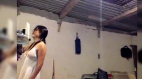 anxious to marry: me invita a su casa para darme unas mamadas y termina dando sentones... she s very good at fucking with her ass. sentones anales en la 2da parte