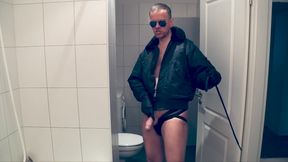 Policeman Xl Cum Shots 3 (deluxe Version)