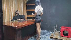 Punishing the female secretary who made a mistake