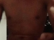 Nagpalabas sa Mall C.R si JunJun