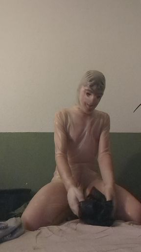 fiest time trying on latex and playing