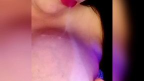 video chamada especial para fa. soraya carioca realizando videos personalizados por encomenda atraves do whatsapp.