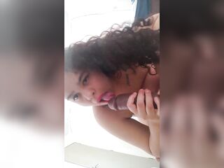 Wench sitting on a big dong