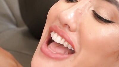 Slut Stepmom Chloe Amour Fucks The Biggest Dick She's Ever Had and Gets Creampied S4:E3