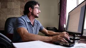 Amara Romani got wet in front of Stepuncle