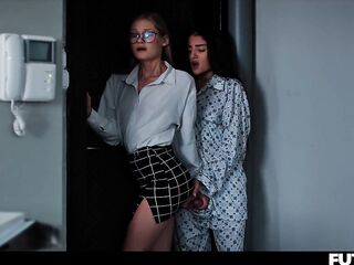Shemale Sex at the - Trans Girl with Futa Cock Creampies Tiffany Tatum