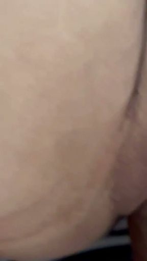 THE DELIVERY MAN CHARGES ME FOR THE ORDER WITH SITS AND ENDS UP LEAVING ME COVERED IN CUM   Clip 1