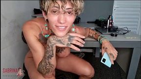 sabrina prezotte travesti pauzuda e bem safada gozando varios jatos de porra. - prezotte´s house