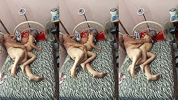 SAFADA DESSA NOVINHA ELA GOSTA DE FAZER SEXO DE LADINHO ELA QUE ASSIM GOZA MAIS GOSTOSO