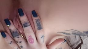 un coucou a tous moi je me douche en pensant a vous