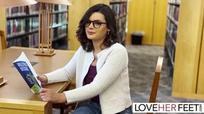 Library Hookup - A Foot Fetish Story