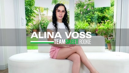 Newcomer Alert: Petite Cutie Alina Voss Is Our Gift to You
