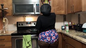 Dirty Diana Jacks Her Man off Until He Cums