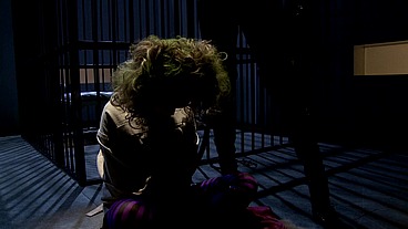 Jennifer Dark is more "yowls" than "meows" as she heats up a prison cell menage with her...