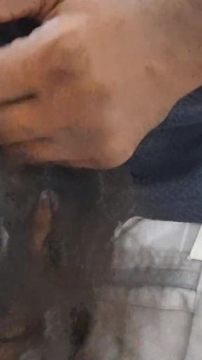 Thrilling moment from &quot;Hot Tamil Pondati, akka ku theriyama stepmamana sappdi eduthutta&quot;