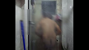 EMPURROU SEM PENA NO CUZINHO NO MARIDO DA MELHOR AMIGA