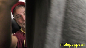 ”Your step daddy Richard Lennox accidentally FARTS during a game”