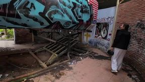 blowjob in abandoned waterpark