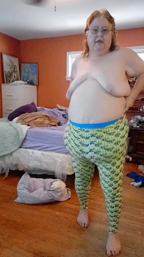 Dressing for panty fans Hey