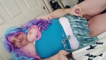 masturbating in skirt with cumshot