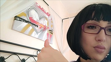 ChantalChannel - pick her lil nose