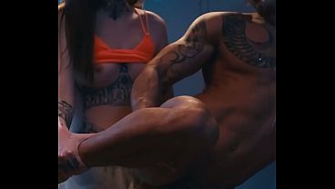 Futa Nata Gold Fucks Hunk Big Dick Anal