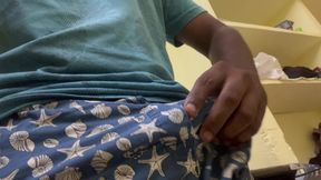 Remove pant and show black dick