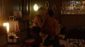 Malin Akerman, Kate Micucci - Easy S01E06 (2016)