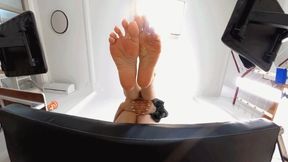 VR360XINGGAN POV flip-flops crush smelly feet