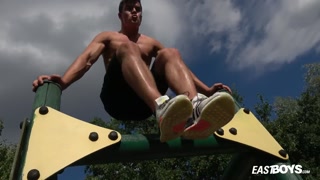 Kent Mills - Muscle Worship and Jerking off