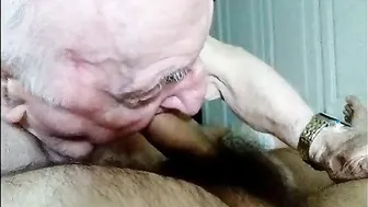 Older Daddy Sucks and Fucks Younger Man in Amateur Hookup
