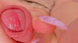 Shemale Cums After Masturbating