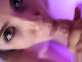 Date Slam - Elle Rose finds sex date online - 2