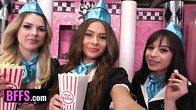 Aria Valencia, Riley Reign & Nicole Aria go wild for a juicy tip - BFFS!