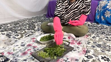 من پریودم چیکار میکنی کلی کار دارم...(سکس داستانی فارسی)