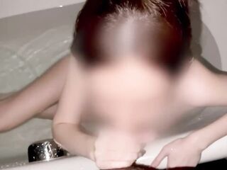 Babyssww - Thai teen with her sugar dad in the bathtub วัยรุ่นไทย กับแดดดี้ ในอ่างน้ำ สุดฟินแตกปาก