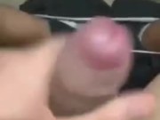 Masturbación masculina en primer plano