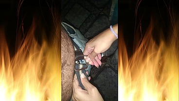 Oral sex with the delivery man as a form of payment!