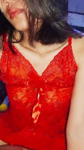 Emotional moment from &quot;Widow in red shirt sange asks to be boosted&quot;