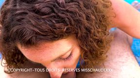 Misschaudexxx, I Suck and Fuck by the Pool