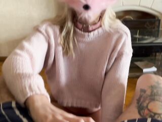 El amigo de mi hermano me folló por ser un Therian