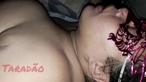 puta safada tomando no cu e indo porra