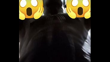 Neg&atilde_o de pica grande se deliciando