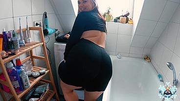 Morning fuck in the bathroom