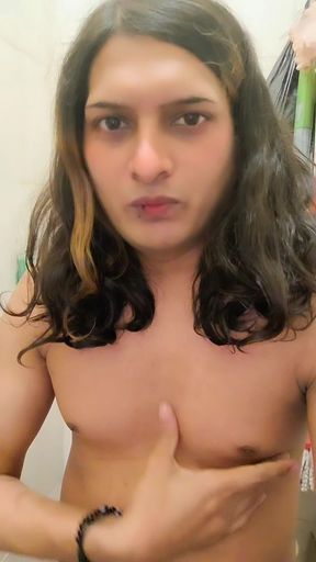 Zoya Shezadi Im a Going to My Secret Small Room One More Time Have a Fun Time