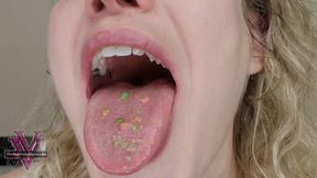 Paula's sexy mouth talk and pop rocks