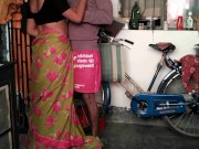 Village bhabi jab ghar me akele thi tab padosi devar ne mast chut ki chudai ki