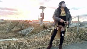 Self-training 49: M-leg Split Challenge at a Beach